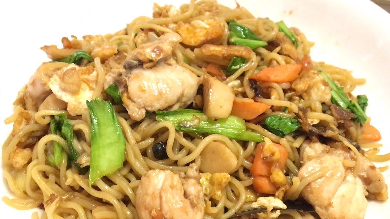 チャーシューを作った時に出たラードとタレで焼きそば Fried Noodles With Special Oil And Seasoning Youtube