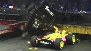 Tombstone vs. Hypershock  Battlebots 2025