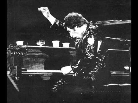 Queen - Don't Stop Me Now (Vocals edit, NO guitars)