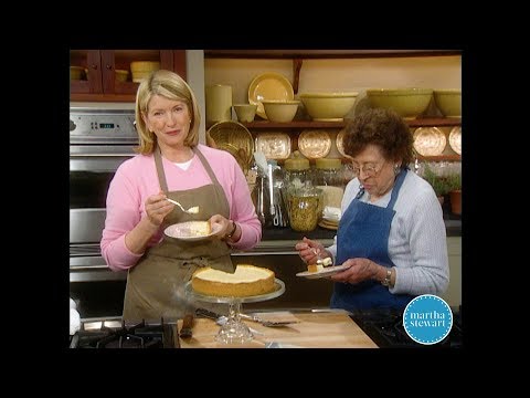 country-cheesecake-dessert--martha-stewart