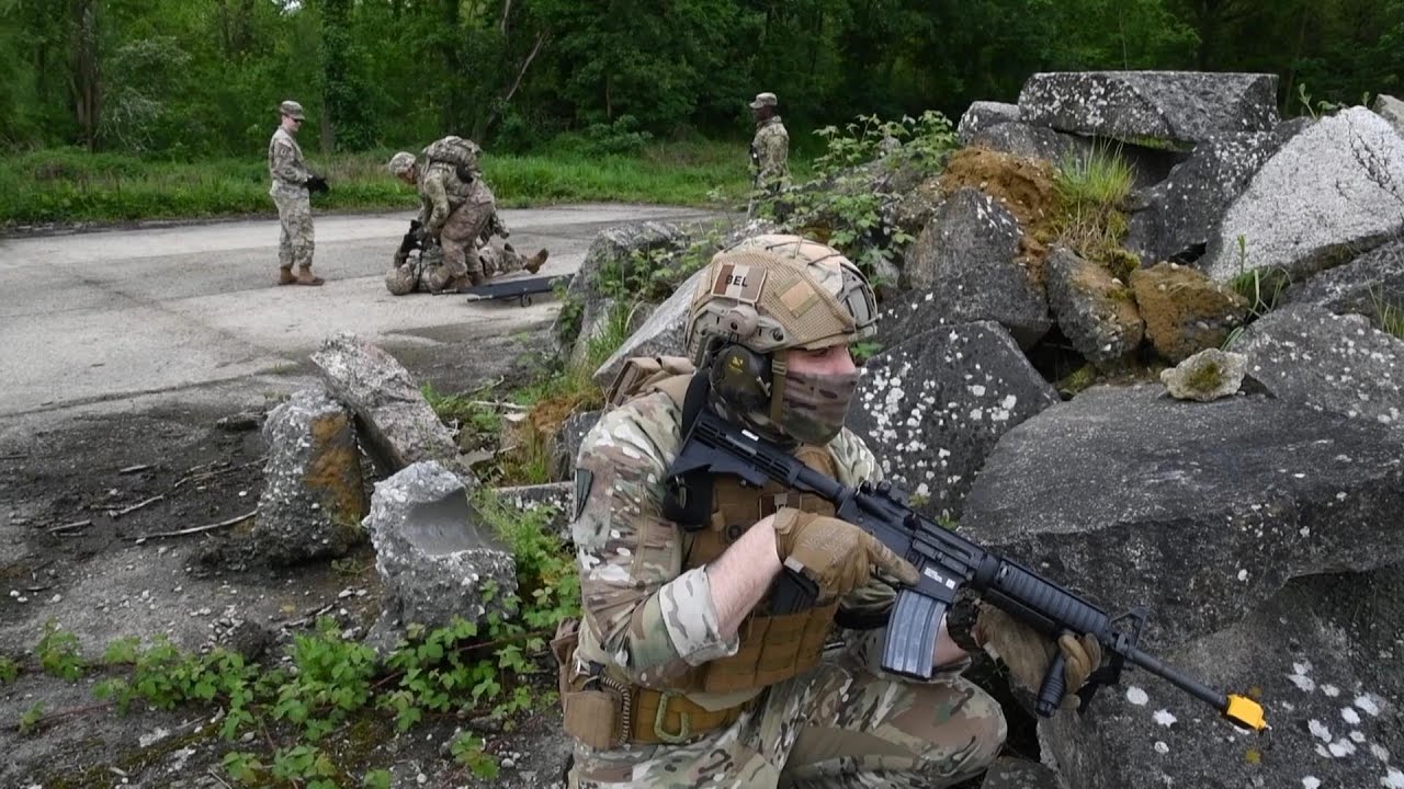USANEC BE STX with Belgian Para-Commandos