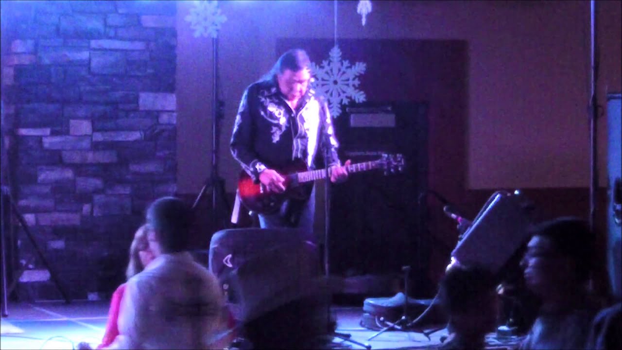 "Country Girl" (cover) Desjarlais & Co feat Kyle Desjarlais