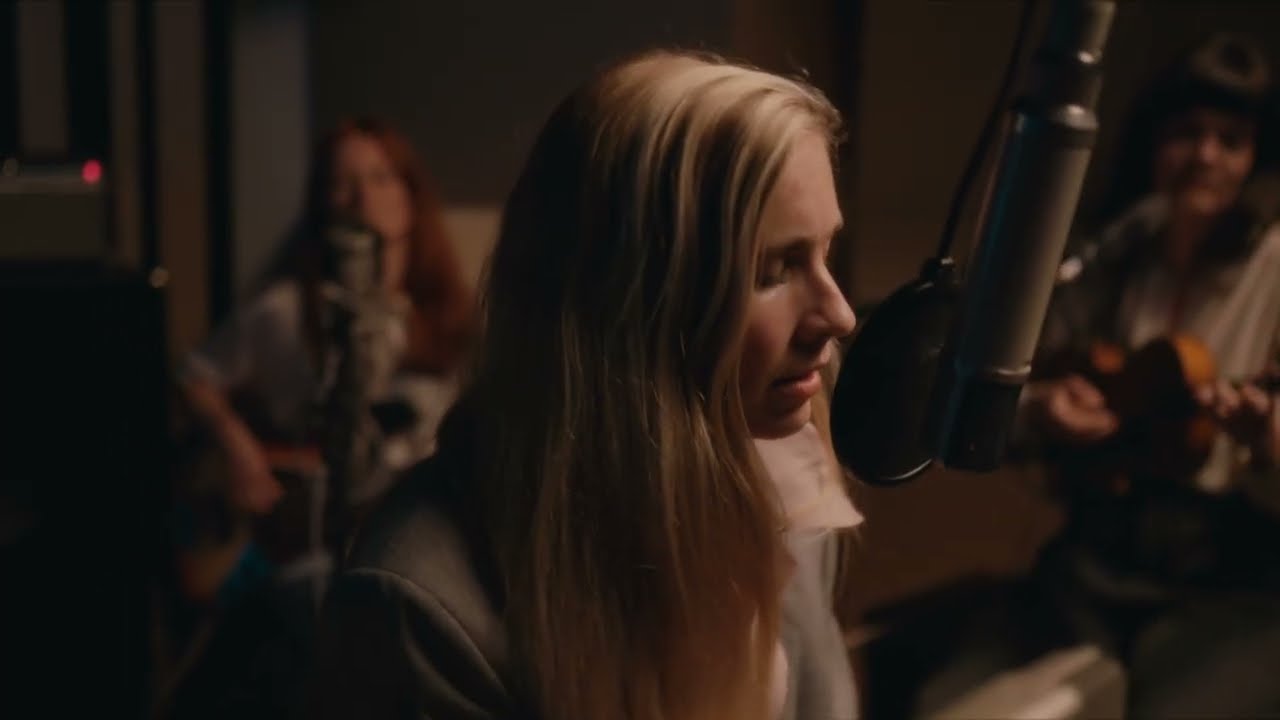 Annelie recording a live session at Moon Music Studios