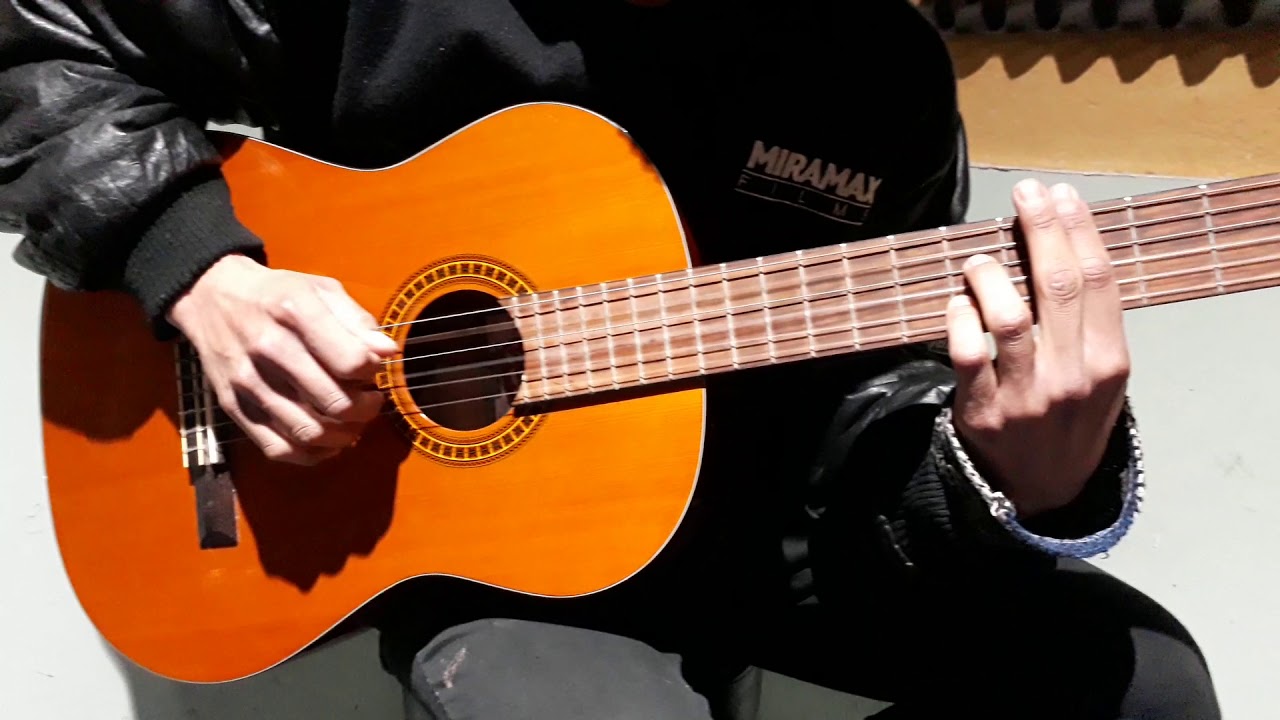 Guitarra Clasica Oscar Schmidt - YouTube