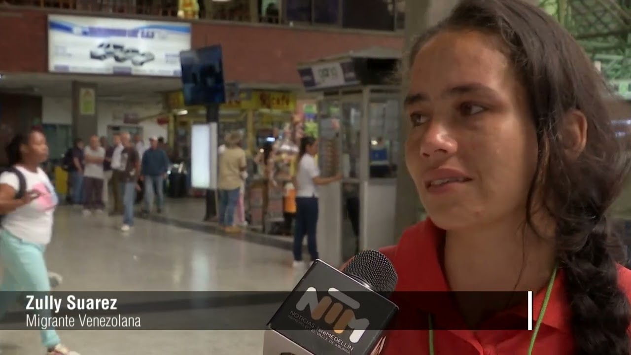 Refugiados venezolanos en comienzan a regresar a su país tras no poder entrar a USA - Telemedellín