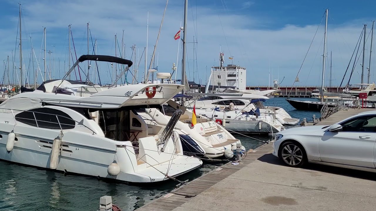 Como entrar con un velero en puerto con el motor averiado. [ESCOLA PORT]