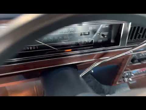 Cold start video of 1985 Ford LTD Crown Victoria