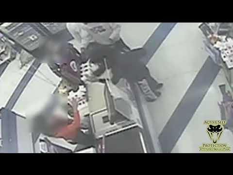 Female Aggressor Uses Pepper Spray to Facilitate Houston Robbery
