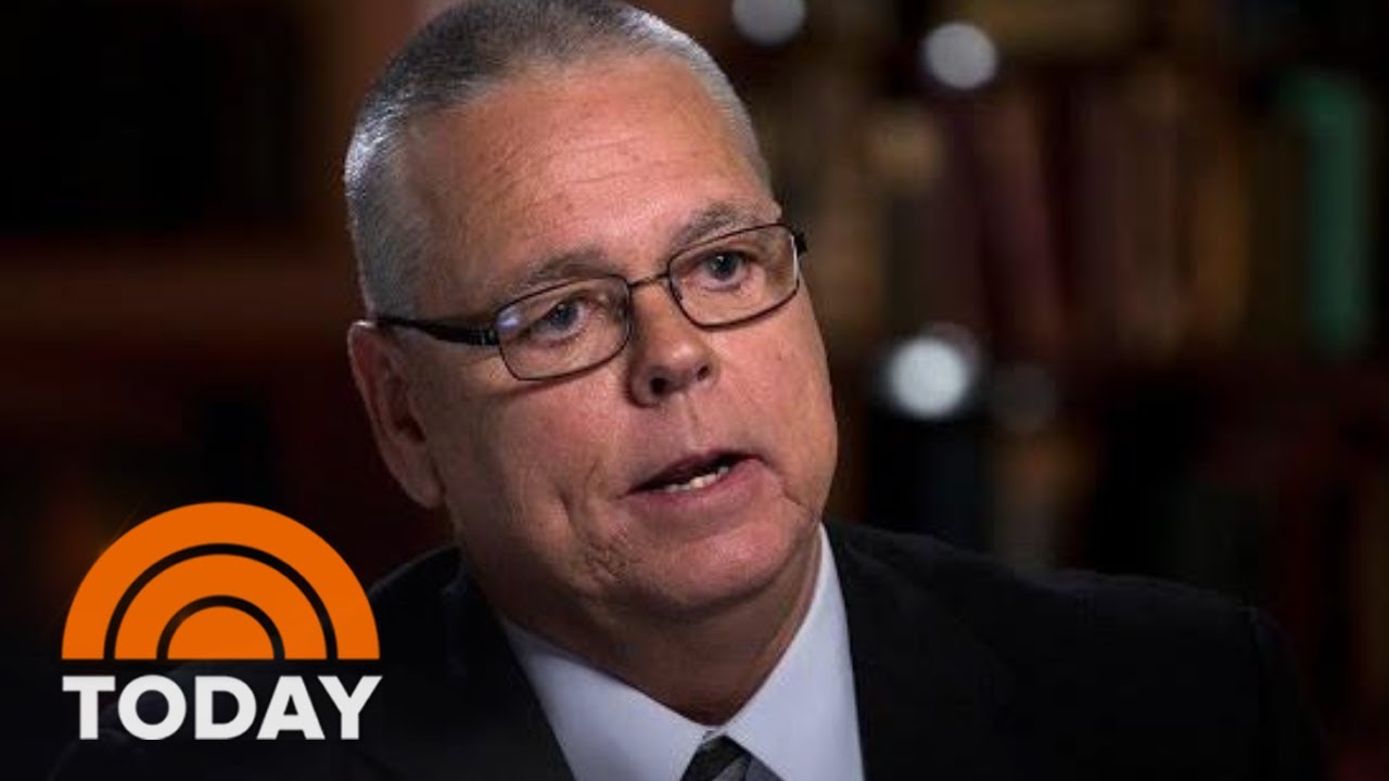 How Officials Say Scot Peterson Failed During the Parkland Shooting