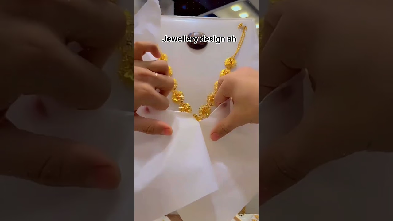 New gold necklace design 2026 