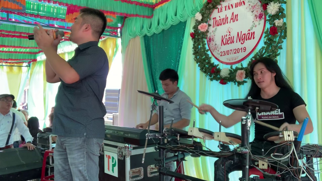 Anh Muốn Sống Bên Em trọn Đời-Siu Black-rock-disco(cover drum ThiênTài)rock cực sung, band thiên phú