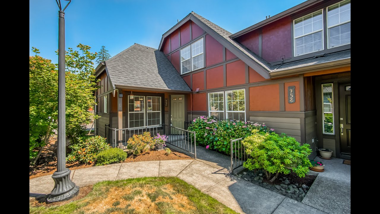 750 NE 70th Ave  Hillsboro, OR 97124