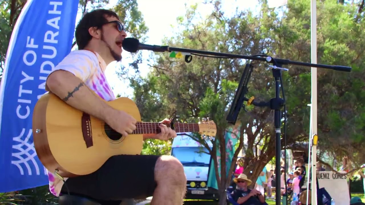 You Drive Me Crazy (Britney Spears Acoustic Cover) - Tide I Music @ Music In The Burbs, Madora Bay