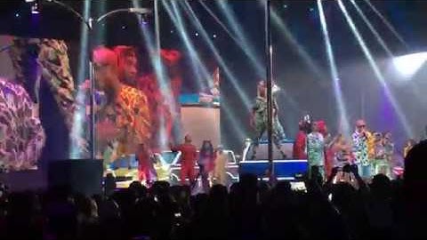 N*E*R*D performing Lemon at Complex Con
