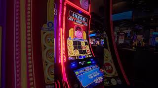 piggy buy a bonus! #slot #casino #gamblinggame #slotmachine