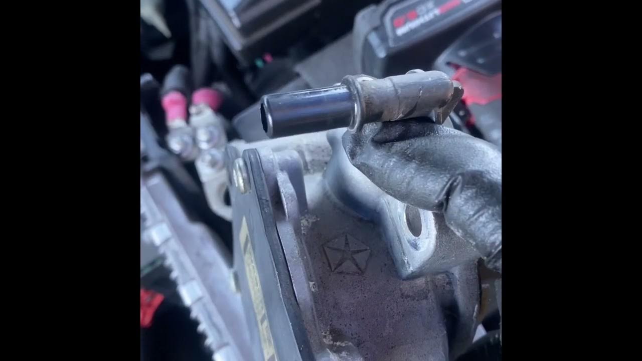 Chrysler 200. Overheating . Diagnosed and fixed. - YouTube