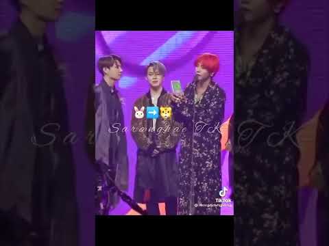 Jk ignoring Tae & then teasing him during awards infront of everyone..Hyung's are fed up with them😂🤭