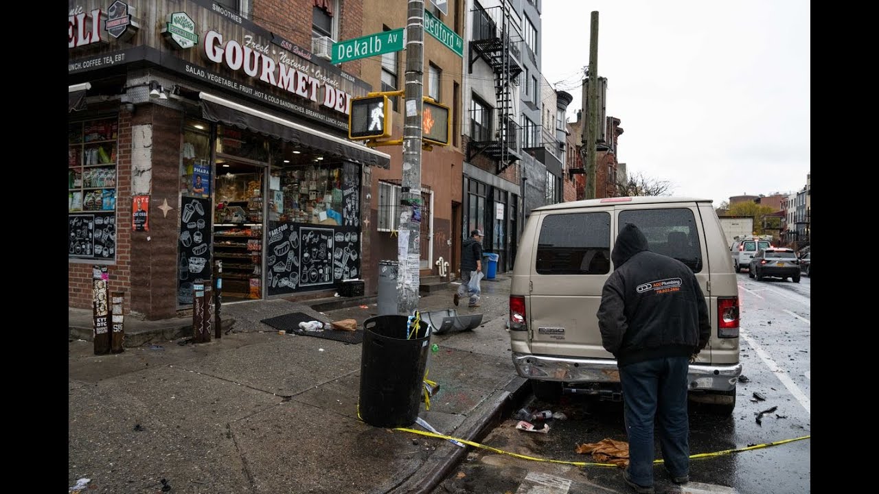Speeding Brooklyn driver blows through red light and crashes into car ...