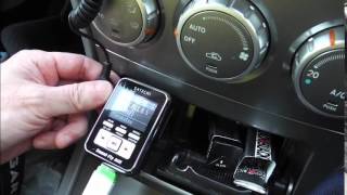 Satechi Soundfly AUX MP3プレーヤー 車載FMトランスミッター リモコン付き SDカード/USBスティック/MP3プレーヤー(iPod, Zune, Sansa)対応