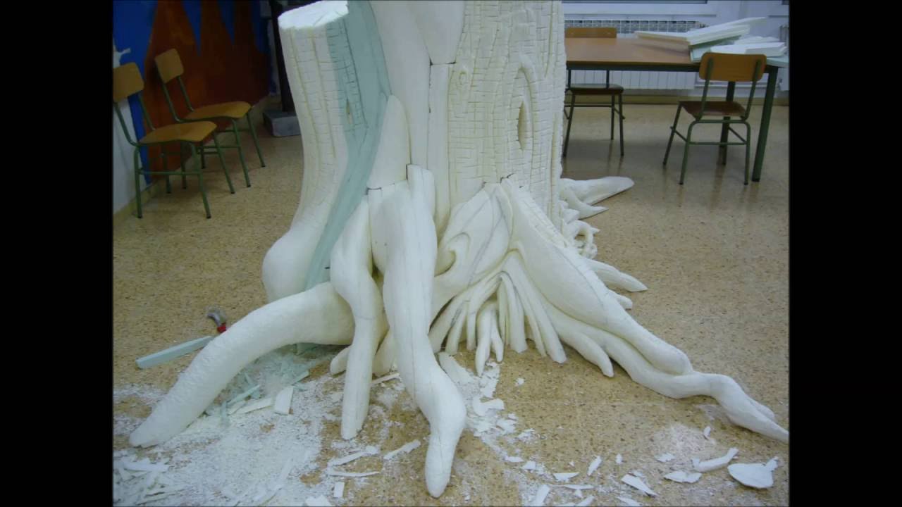 Construcción de un árbol de poliestireno
