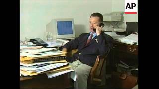 Famous USA: WHITEWATER PROSECUTOR KENNETH STARR SCANDAL SPEECH Profile