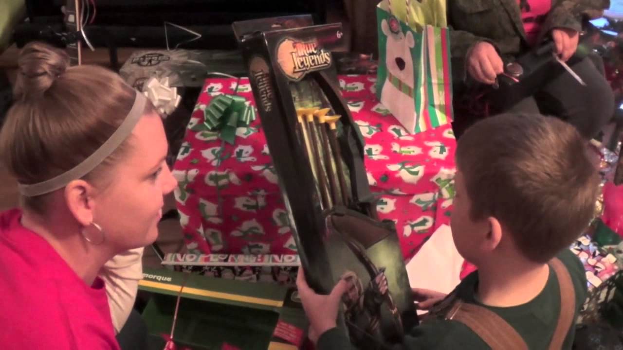 Ace and tj breaking and entering christmas