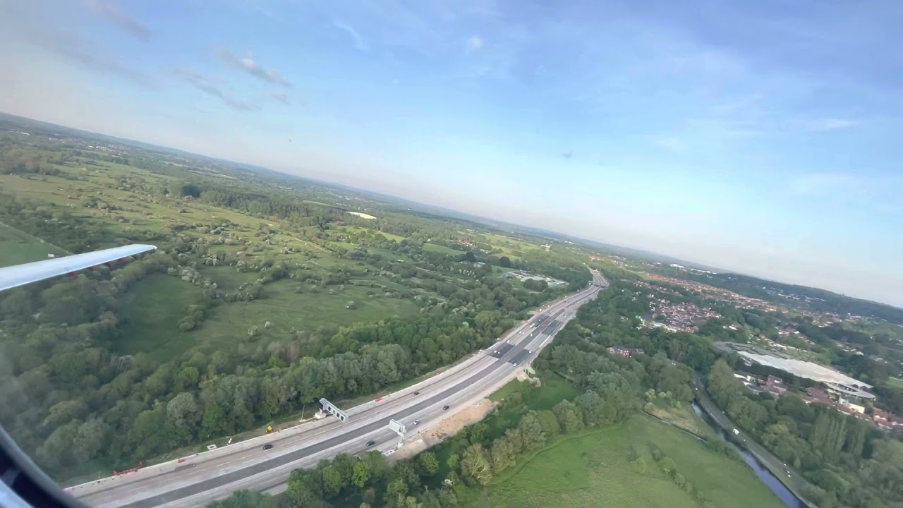 Loganair ERJ145 takeoff - Southampton (SOU/EGHI)