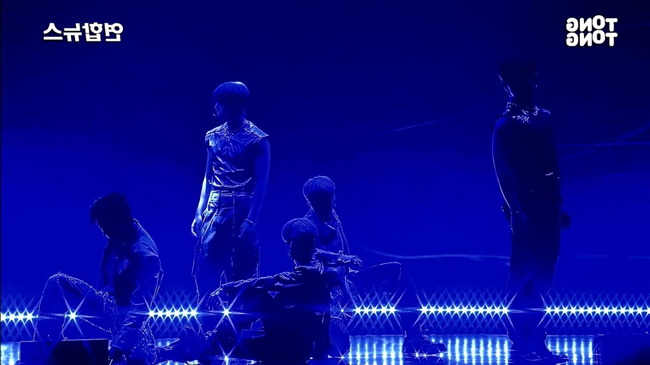 Guarda ONEUS (원어스) - 'Simulation' Dance Mirror su YouTube Guarda ONEUS (원어스) - 'Simulation' Dance Mirror su YouTube