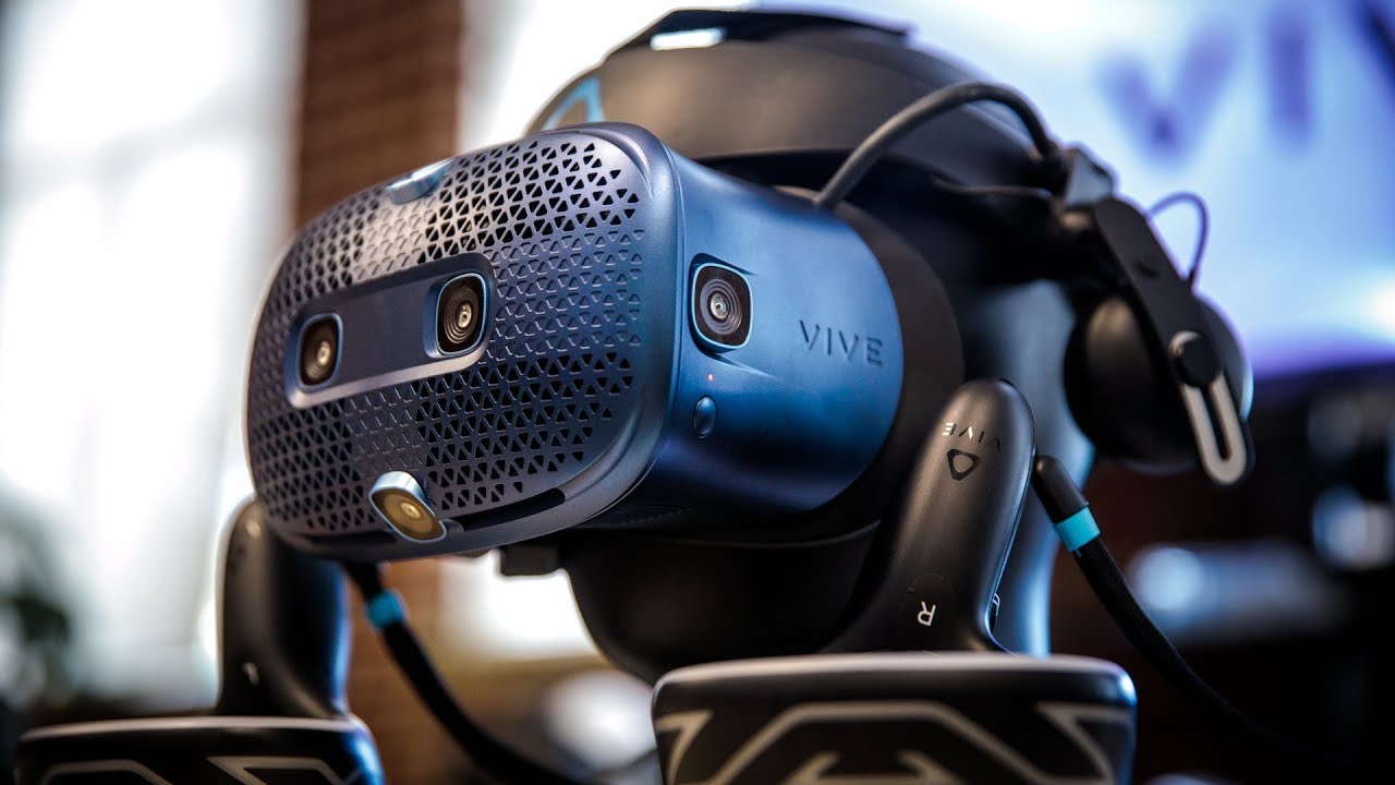 Hands-On with HTC Vive Cosmos VR Headset!