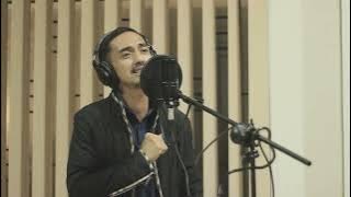 Kau Seputih Melati - Sammy Simorangkir | Acho Mallingkai Cover (Live Version, No effect)