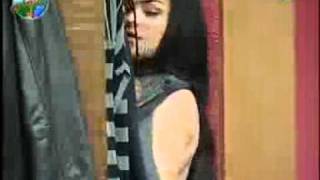 A Fazenda 3 Mulher Melancia De Calcinha Fio Dental E Mostrando Os Seios