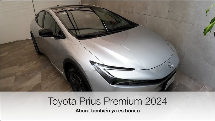La Policía Nacional estrena 70 Toyota Prius+: sus nuevos coches patrulla  serán híbridos