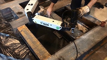 Roscamat Tapping arm with magnetic base used in a mobile application with crane