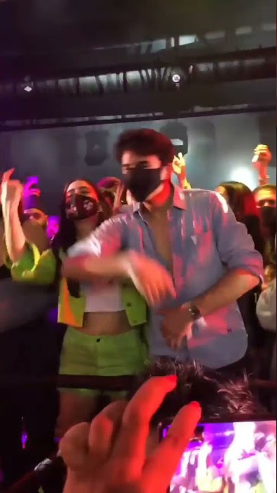 bollywood actors full enjoy with ap dhillon songs at live concert #apdhillon #mumbai #live #viral