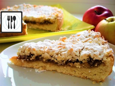 Apple pie, delicious bulk pie dough, with a filling of apples and cinnamon.