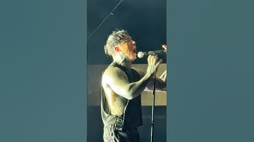 Ronnie Radke/Falling In Reverse performing "God Is A Weapon" at UPHEAVAL fest, Michigan, 7/19/2025