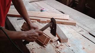 Cara cepat membuat meja kayu lapisan kaca minimalis