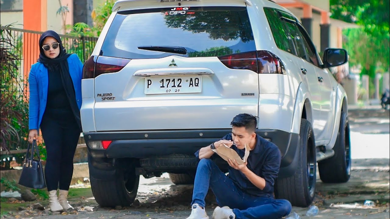 SOPIR INI KETAHUAN MAKAN SIANG NASI BUNGKUS SISA BOSNYA! SETELAH TAU ALASANNYA BIKIN SEMUA NANGIS!