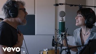 MERINO & Iván Ferreiro - DEMASIADO GRANDE (Vídeo Studio) chords