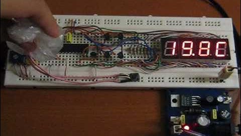 Seven Segment Display Thermometer with PIC Microcontroller