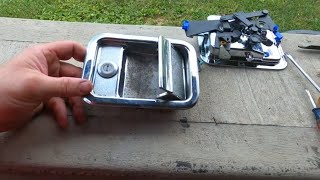 Trucking ,  How to replace a Broken Door Handle on a 2007 Freightliner Columbia .