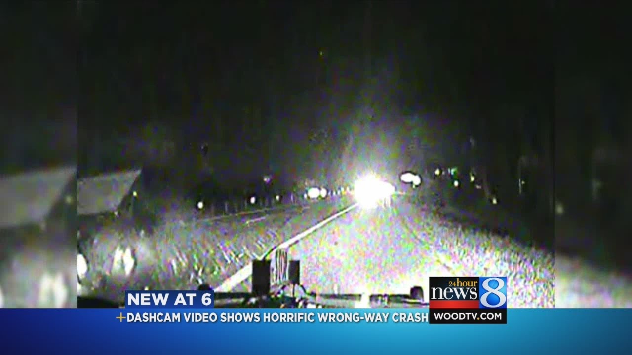 VIDEO: Wrong-way driver causes fatal crash - YouTube