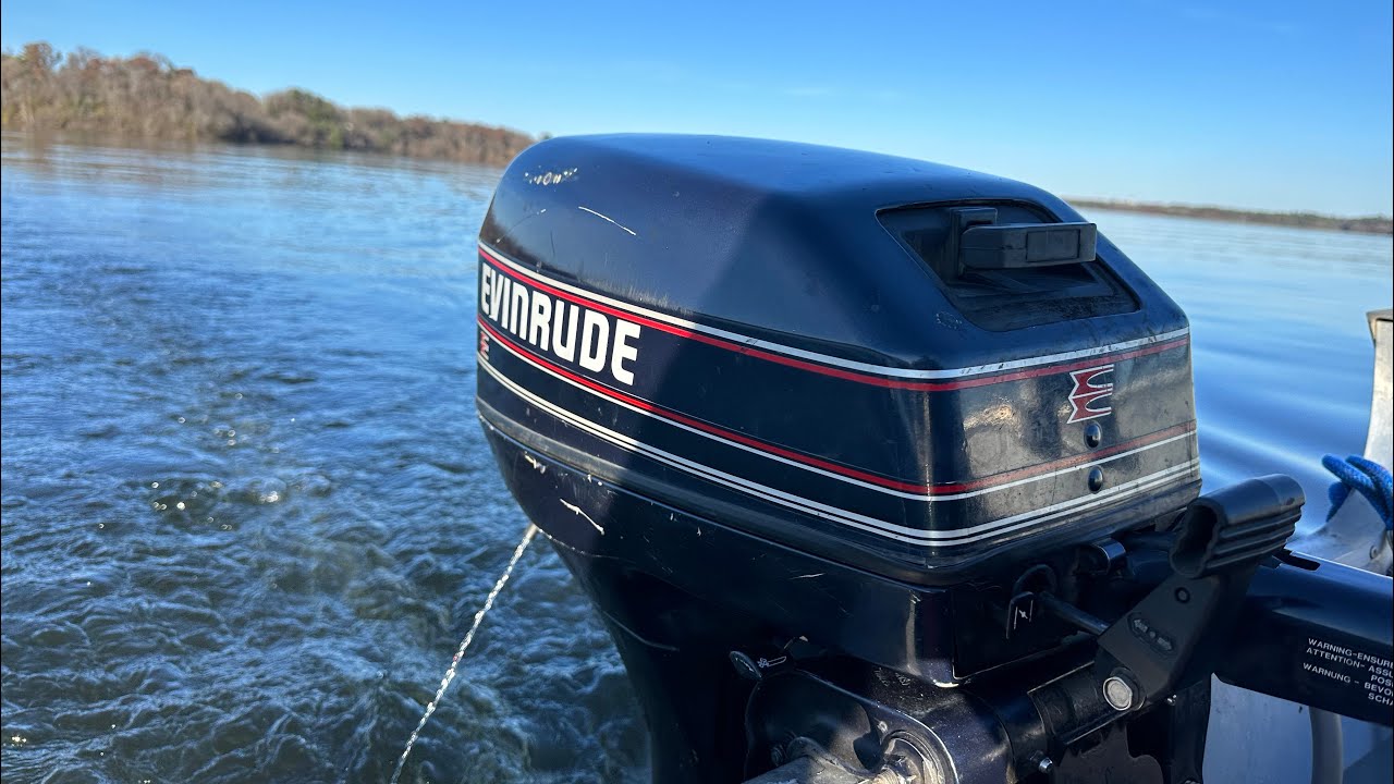 1993 15hp Evinrude Outboard Motor - YouTube