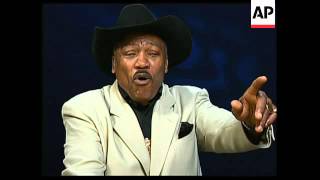4:3 Boxing legend dies after brief fight with cancer
