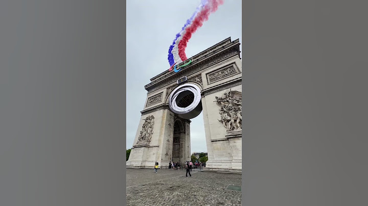 Craziest Olympics Closing Ceremony moment #olympics #paris #paris2024 #travel