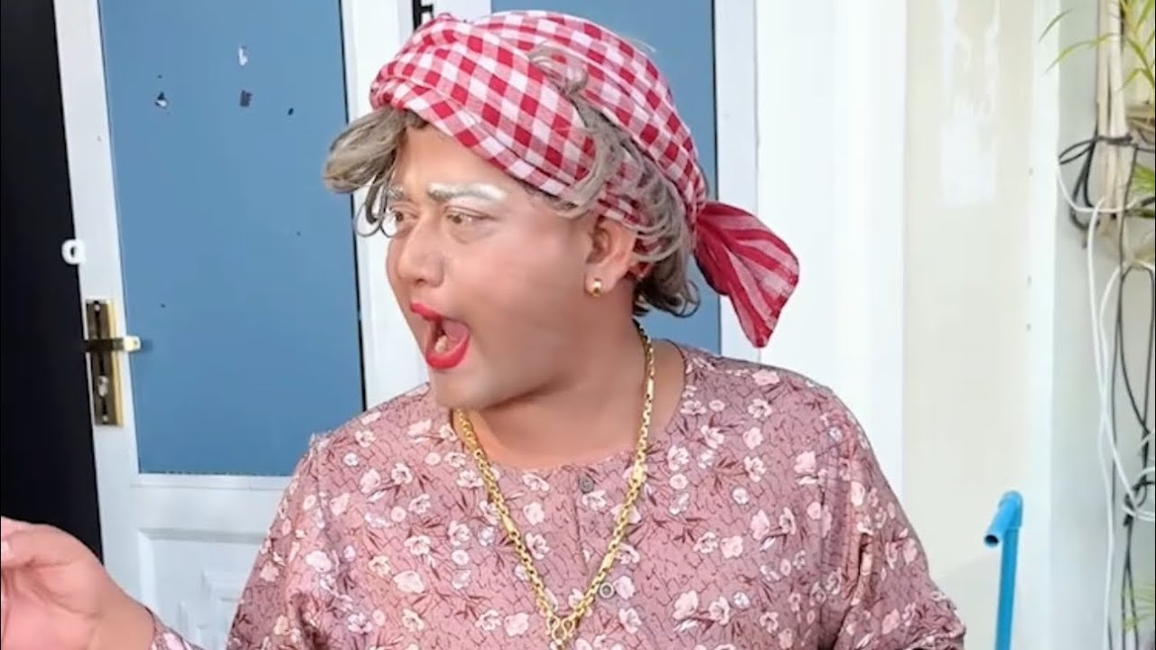 រឿង - ធំក្លិន 😂😂