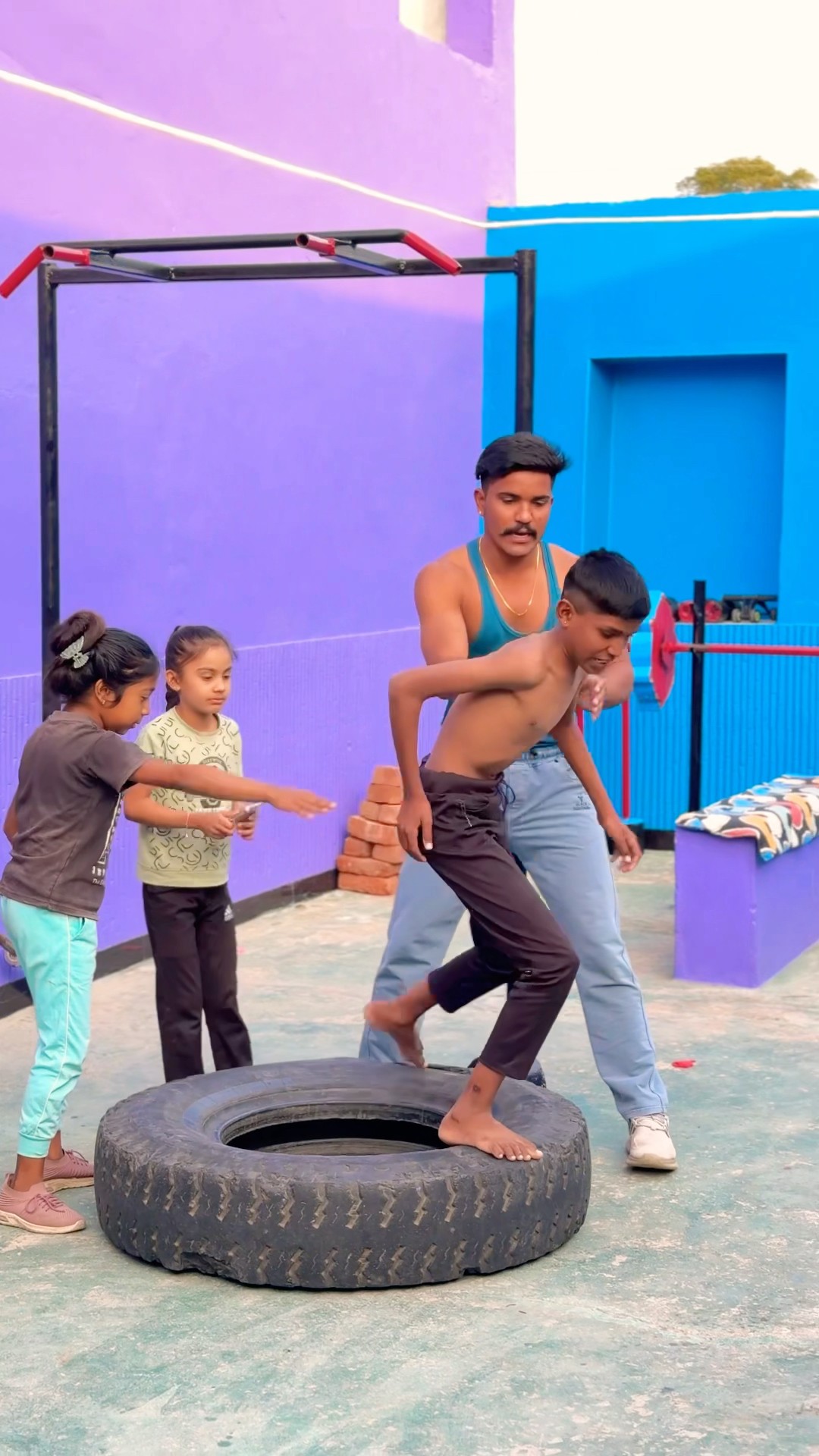Bhai Niche Aa Gya ??#shortvideo #funny #funnyvideo