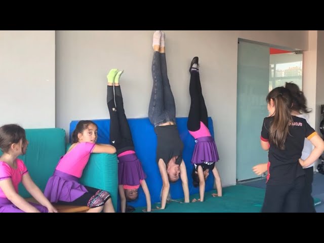 Amut challenge en uzun süre kim durdu? Gymnastics training for kids class=