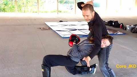 Wing Chun Draw-Step to Silat Sapu and Elbows