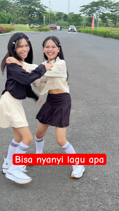 Papa liat aku bernyanyi